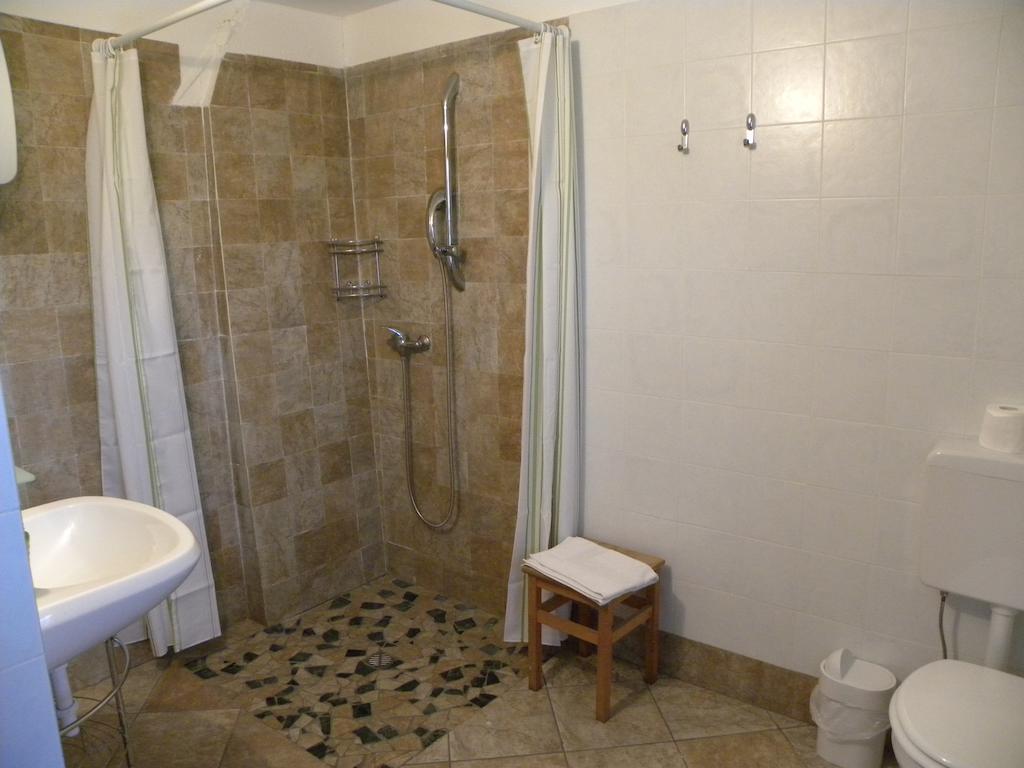 Agriturismo Fano'S Farm Suno ห้อง รูปภาพ