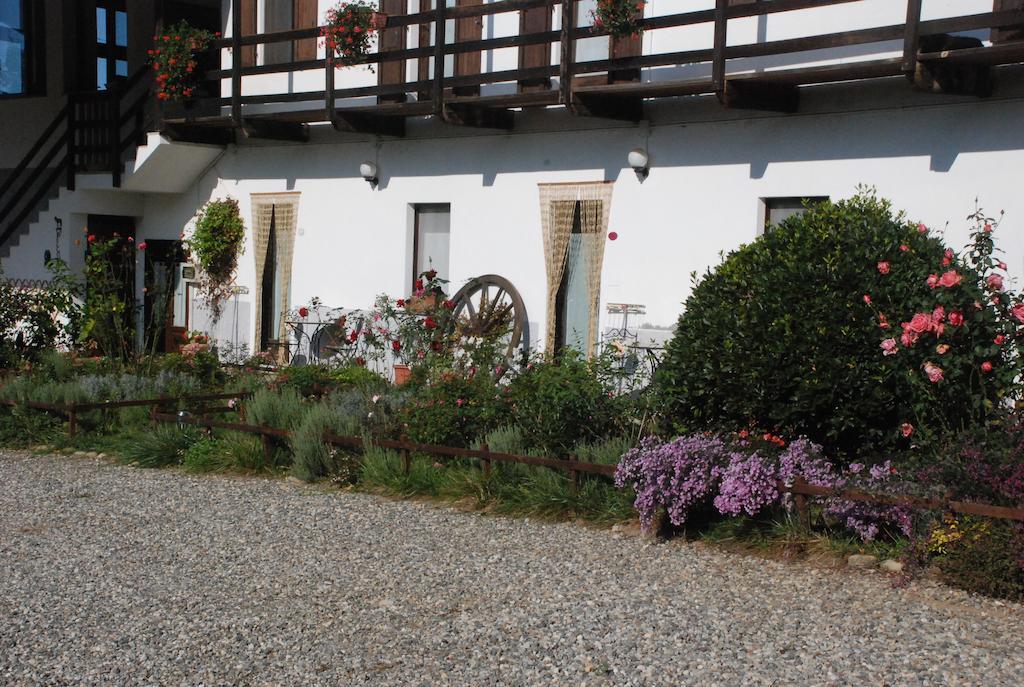 Agriturismo Fano'S Farm Suno ภายนอก รูปภาพ